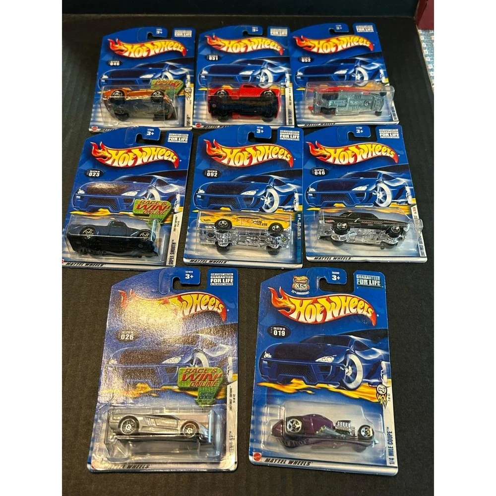 Lot Of 8 NIP 1:64 Diecast Hot Wheels Random Assortment